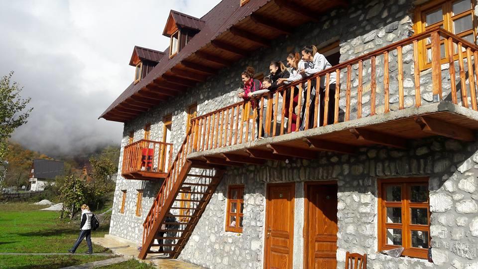 Bujtina Berishta Theth Hotel Exterior foto
