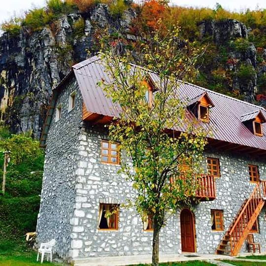 Bujtina Berishta Theth Hotel Exterior foto