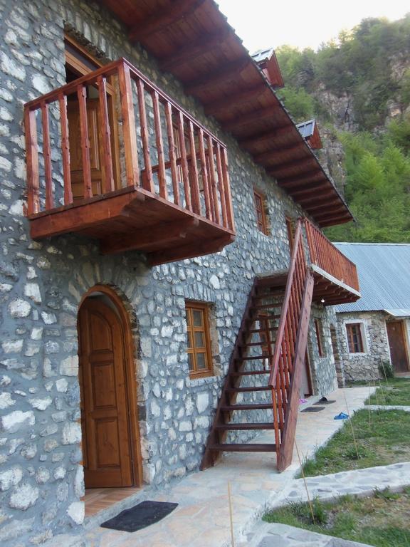 Bujtina Berishta Theth Hotel Exterior foto