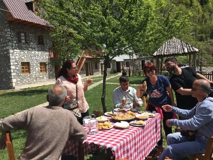 Bujtina Berishta Theth Hotel Exterior foto